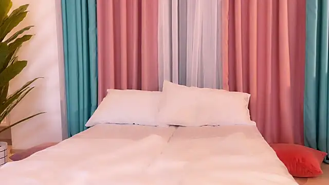 UrGoddessJenny live sex cam