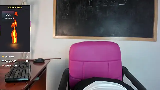 savana_rios's cam snapshot