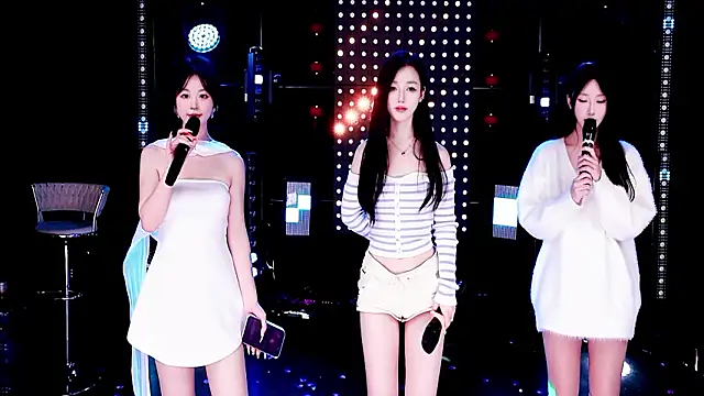 ZZ00033S live sex cam