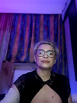 BellaBellaHot's cam snapshot