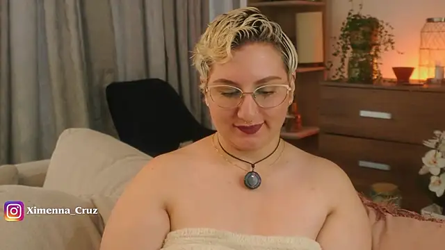 Ximenna_Cruz live sex cam