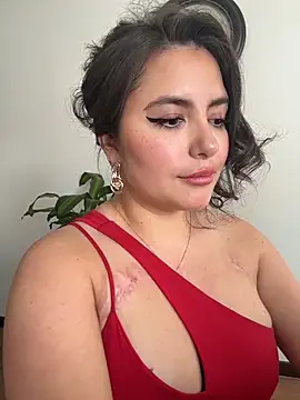 sukhakunis1 live sex cam