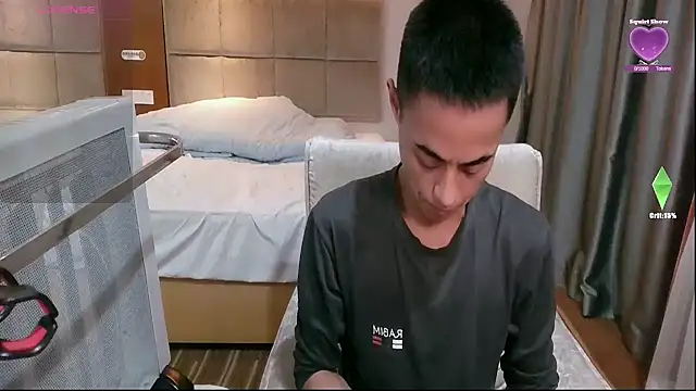 Tsia-Die live sex cam