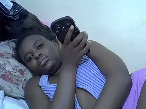 creamypussyy21's cam snapshot