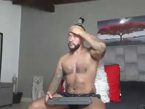 LeonGolds live sex cam