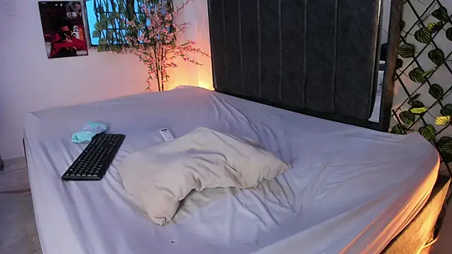 Jetf_Andrea live sex cam