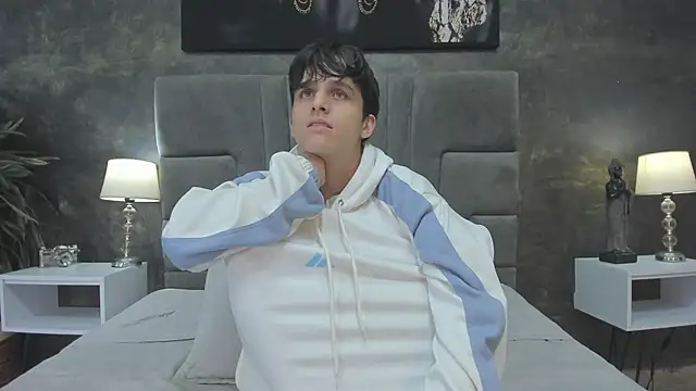 bruce_hans live sex cam