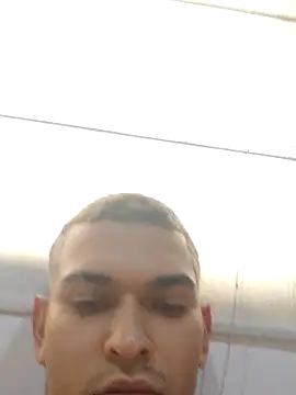 Ernesto23415 live sex cam
