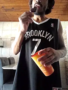 OfficialMineirinho live sex cam