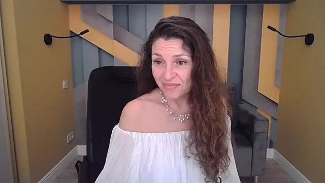 EllaLong's cam snapshot