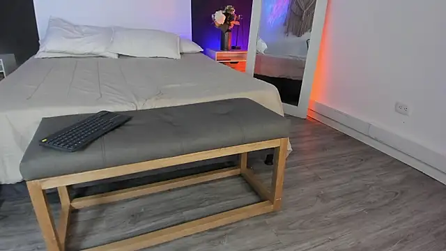 VioletPaket live sex cam