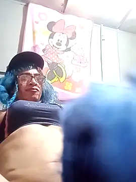 GIOLOKOARRE's cam snapshot