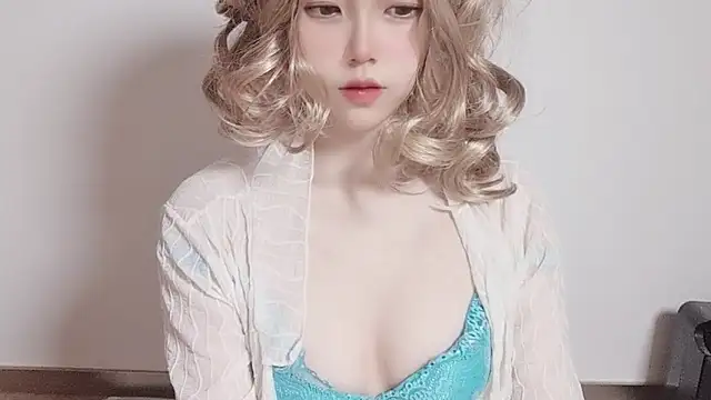 JuliaNoir's cam snapshot