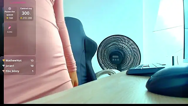 Aini_persa's cam snapshot