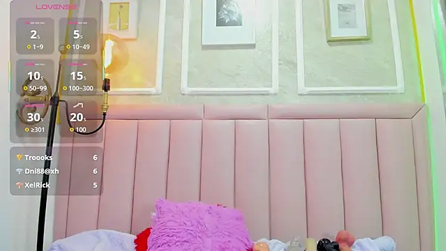 Luna_cocoa's cam snapshot