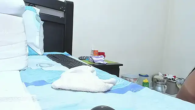 mara2020_69's cam snapshot