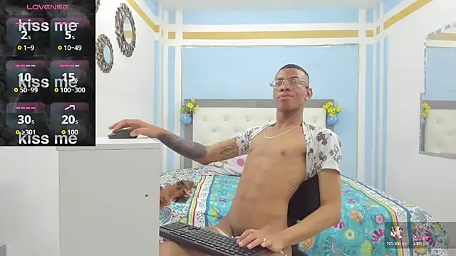 Tiffany_Valentine15 live sex cam