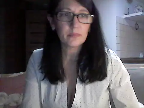 Elena48324's cam snapshot