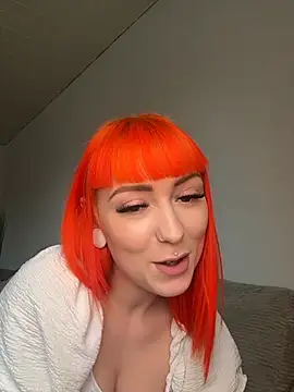 ScarletVixenLive's cam snapshot