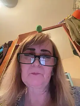 Irina2909@xh's cam snapshot