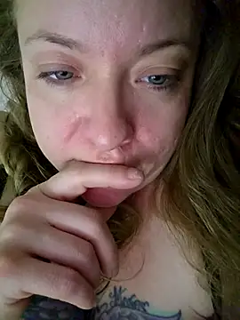 julimonroe's cam snapshot