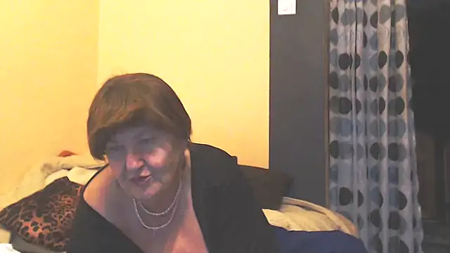 MioritaHard live sex cam