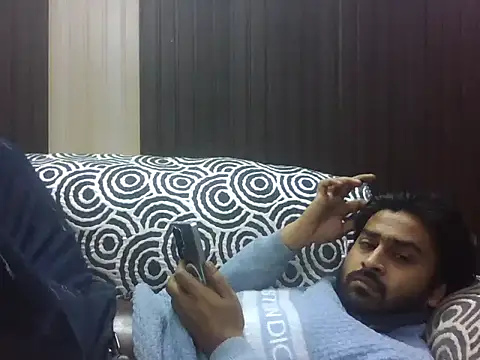 indihotguy's cam snapshot