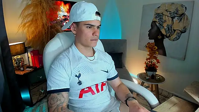 Matias_Murrier live sex cam