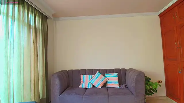 lili_jade222's cam snapshot