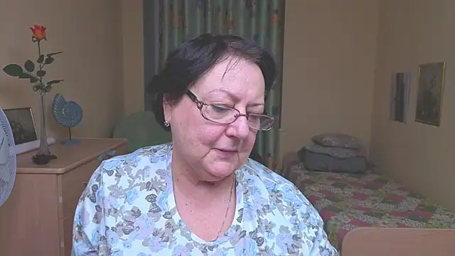 Margo_Moll's cam snapshot