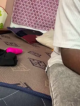 Chn_x_cbe live sex cam