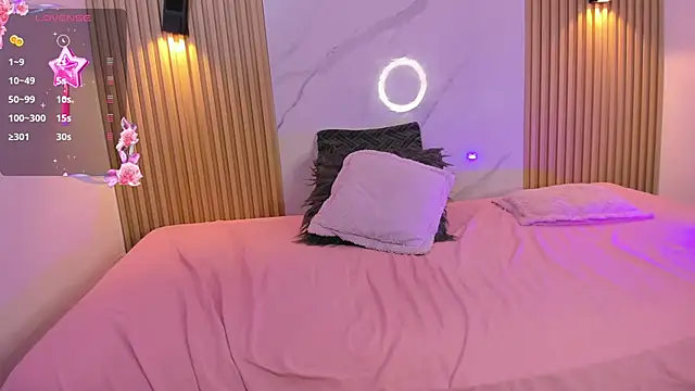 Valentinaliux_ live sex cam