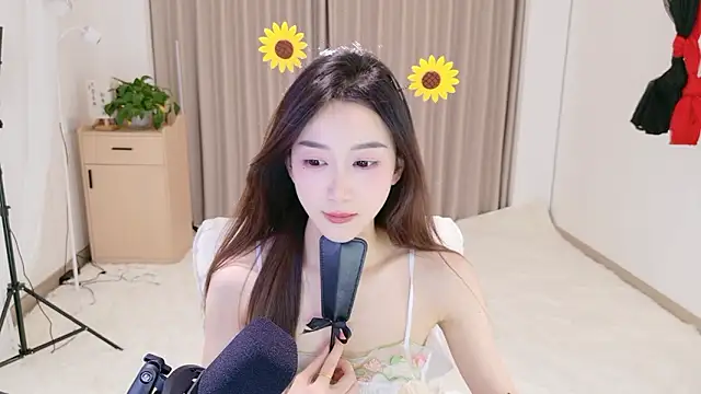 Dancing-Coco12 live sex cam