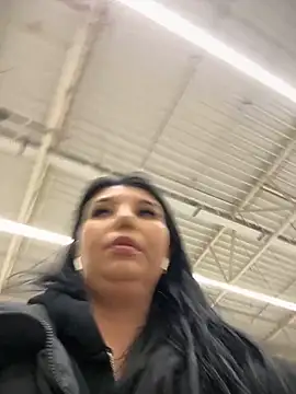 Tisha_Busty live sex cam