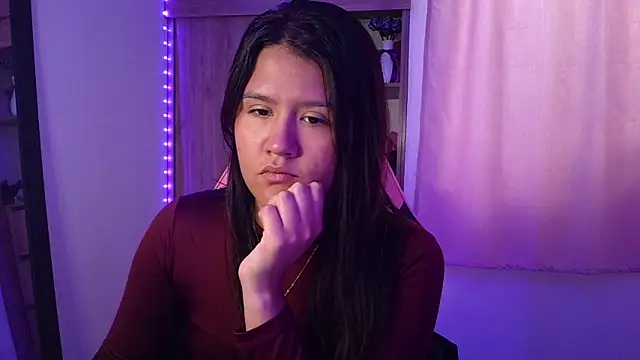 Oliviawatson1 live sex cam