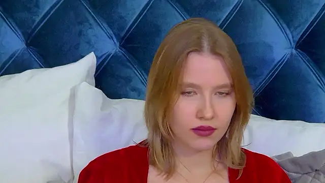 LiliLinn live sex cam