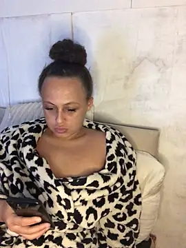 Welsh_Maya221x live sex cam