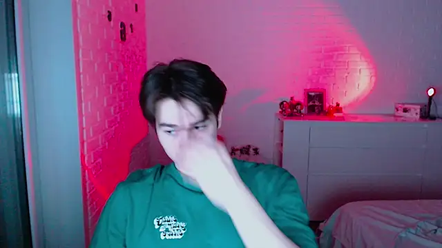 MarkusDean live sex cam