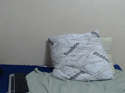 SexyLipss_'s cam snapshot