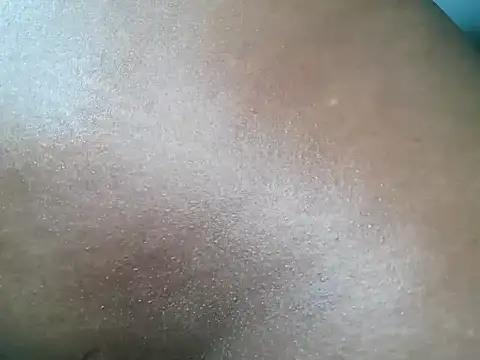 PinkVioletXO's cam snapshot