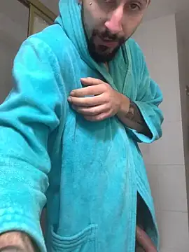 robeertiito's cam snapshot