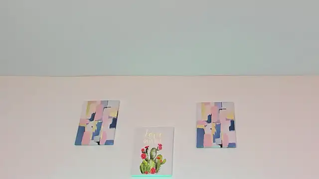 Scarlet_vibe07's cam snapshot