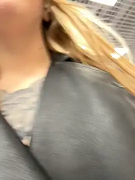 Sunny___Bunny's cam snapshot