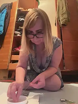 Irina2909@xh's cam snapshot