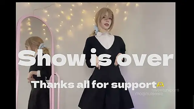 sweetuniporn's cam snapshot