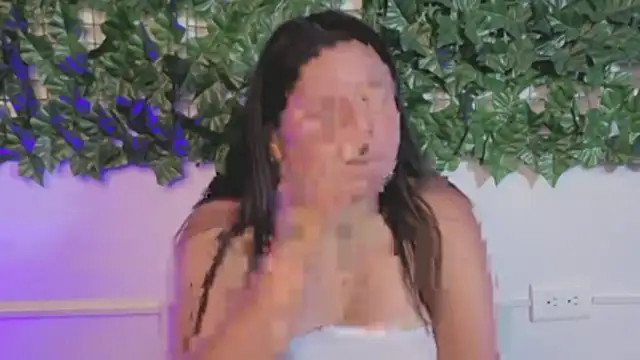 BellaRoux1's cam snapshot