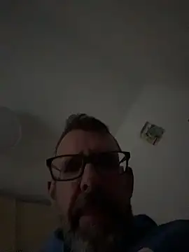 chicofashion50's cam snapshot