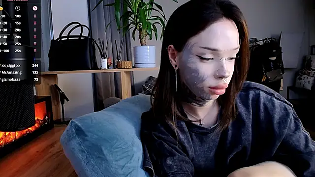 Tanya_M live sex cam