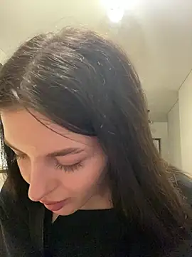 little_belucci live sex cam