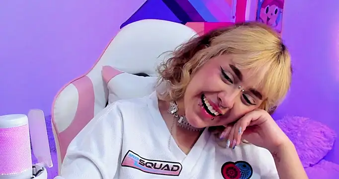 NekoWaifu's cam snapshot